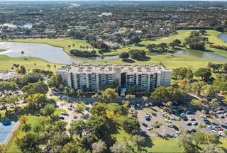 16300 Golf Club Rd 208, Weston, FL 33326