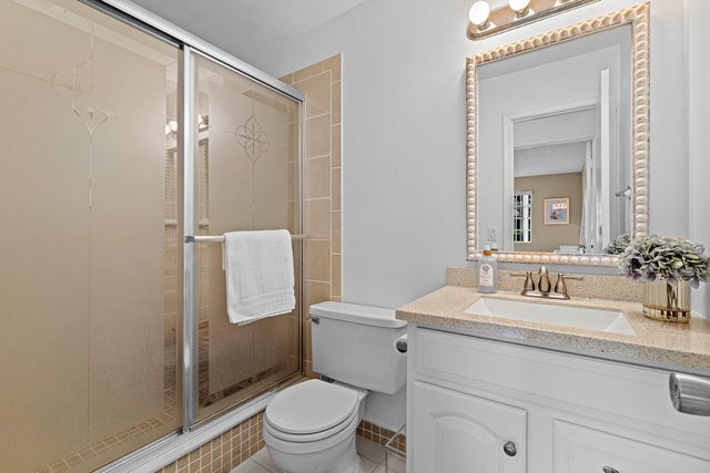 10098 S 40th Drive S, Boynton Beach, FL 33436
