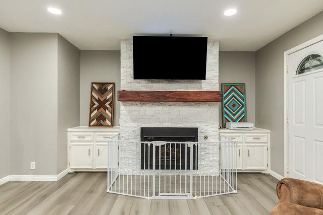 1420 Camellia Drive, Sweeny, TX 77480