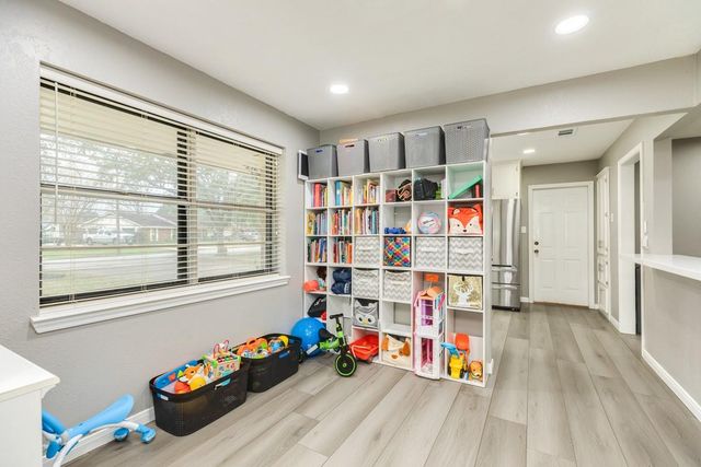 1420 Camellia Drive, Sweeny, TX 77480