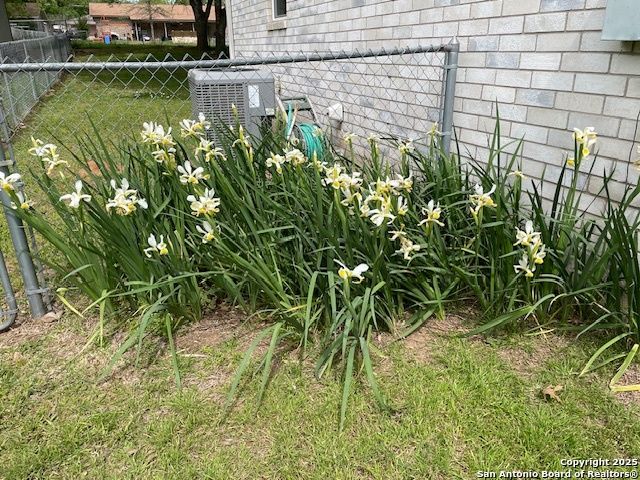 514 E Hackberry, Fredericksburg, TX 78624