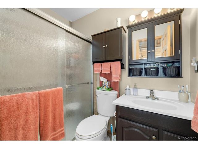 7390 S Liverpool St, Centennial, CO 80016