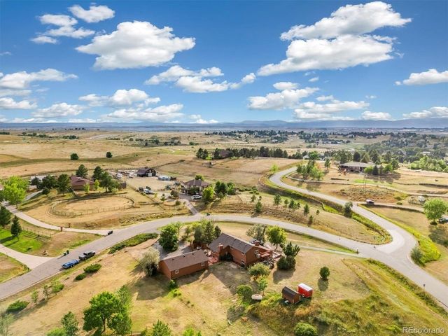 7390 S Liverpool St, Centennial, CO 80016