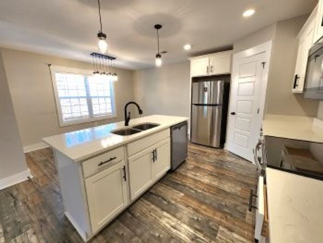 484 Woodtrace Dr, Clarksville, TN 37042