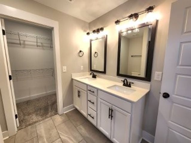 484 Woodtrace Dr, Clarksville, TN 37042