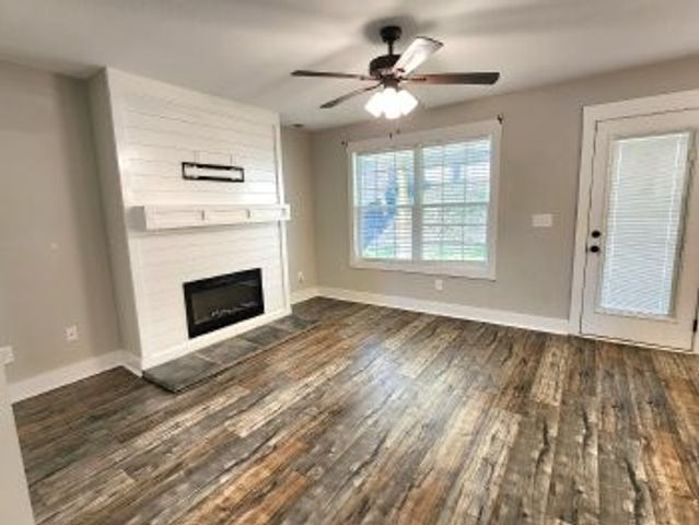 484 Woodtrace Dr, Clarksville, TN 37042