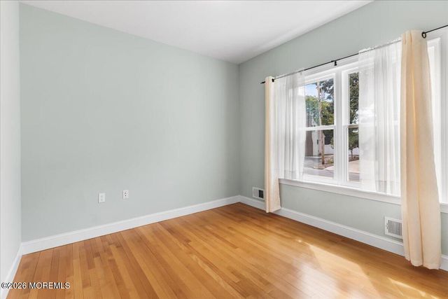 129 W Long Branch Avenue, Ocean Gate, NJ 08740