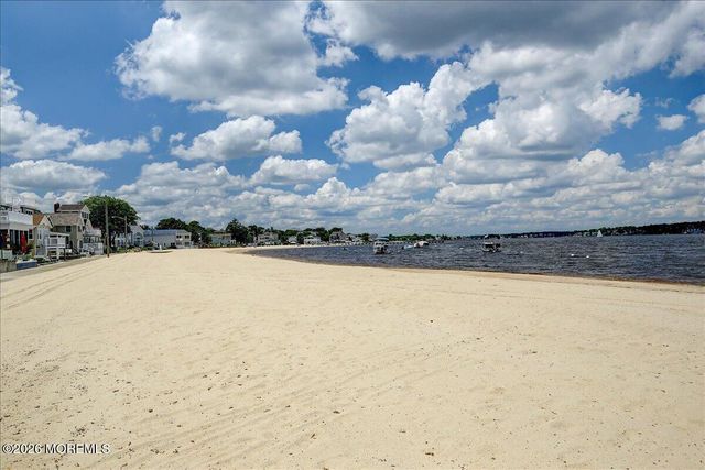 129 W Long Branch Avenue, Ocean Gate, NJ 08740