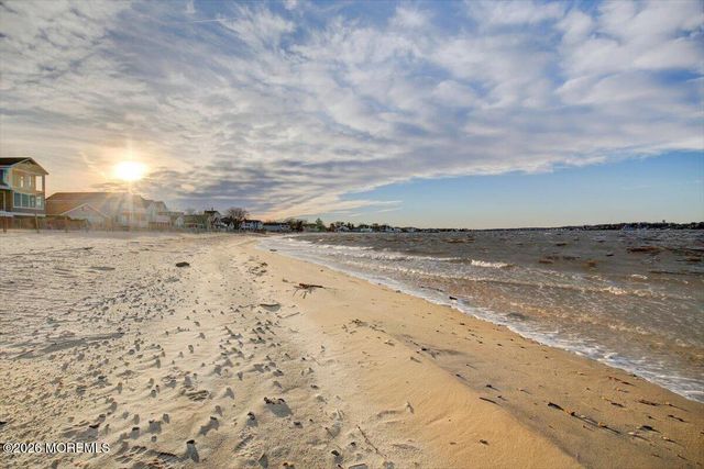129 W Long Branch Avenue, Ocean Gate, NJ 08740