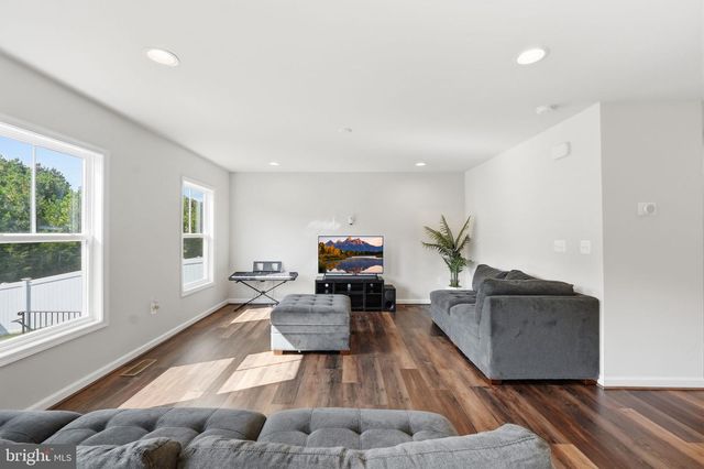 9704 ROCKWELL RD, Fredericksburg, VA 22407