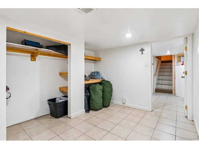 3025 S Delaware St, Englewood, CO 80110