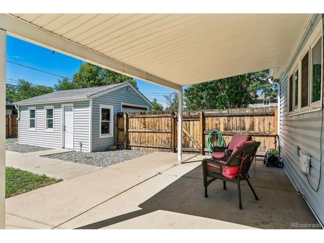 3025 S Delaware St, Englewood, CO 80110