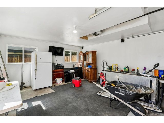 3025 S Delaware St, Englewood, CO 80110
