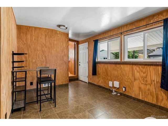 3025 S Delaware St, Englewood, CO 80110