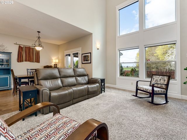 2799 Ne DESTINY Dr, Mc Minnville, OR 97128