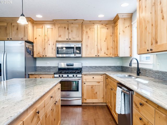 2799 Ne DESTINY Dr, Mc Minnville, OR 97128