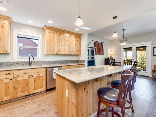 2799 Ne DESTINY Dr, Mc Minnville, OR 97128