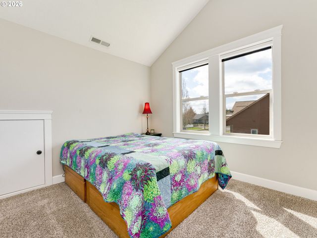 2799 Ne DESTINY Dr, Mc Minnville, OR 97128