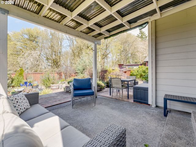 2799 Ne DESTINY Dr, Mc Minnville, OR 97128