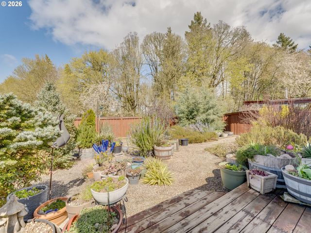 2799 Ne DESTINY Dr, Mc Minnville, OR 97128