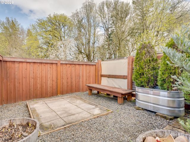 2799 Ne DESTINY Dr, Mc Minnville, OR 97128