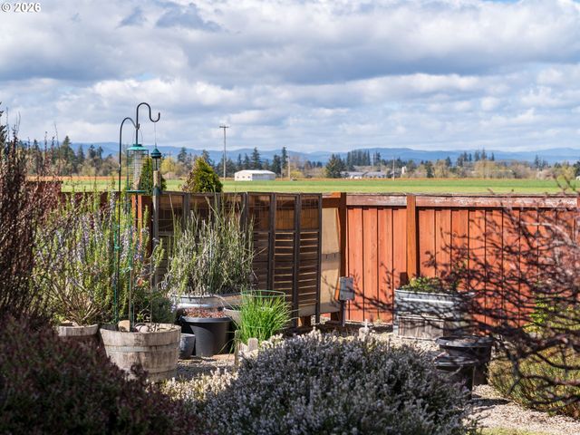 2799 Ne DESTINY Dr, Mc Minnville, OR 97128