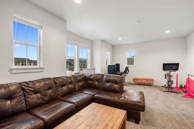 1516 Deadwood Loop, Belgrade, MT 59714