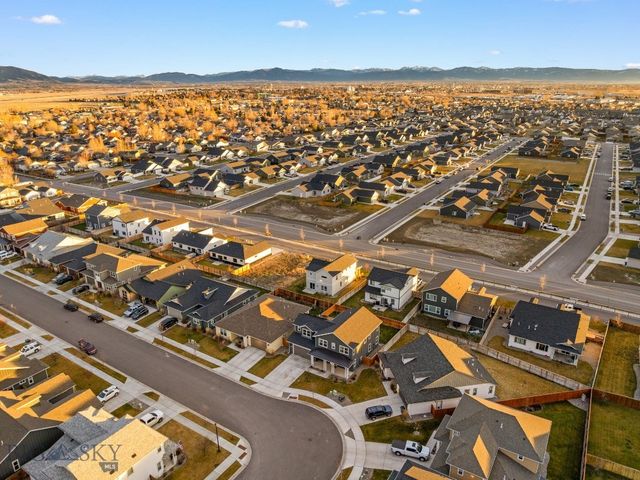 1516 Deadwood Loop, Belgrade, MT 59714