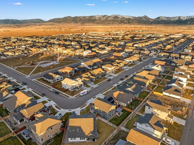 1516 Deadwood Loop, Belgrade, MT 59714