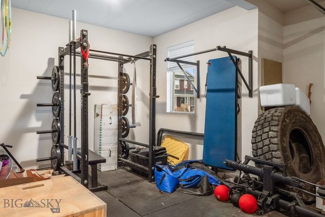 1516 Deadwood Loop, Belgrade, MT 59714