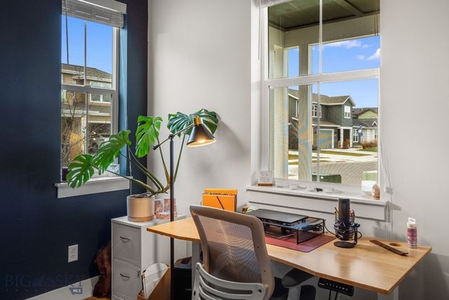 1516 Deadwood Loop, Belgrade, MT 59714