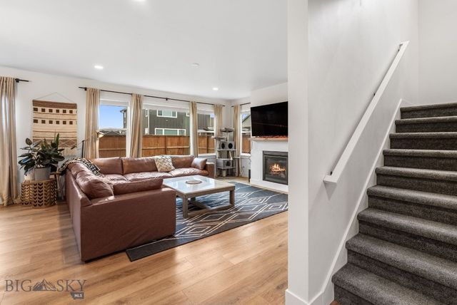 1516 Deadwood Loop, Belgrade, MT 59714