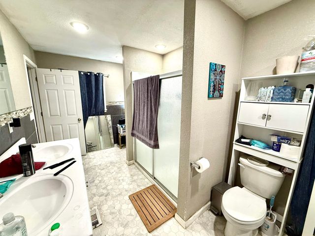 910 W Rita, Wichita, KS 67213