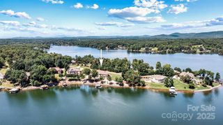 4202 54th Avenue NE, Hickory, NC 28601