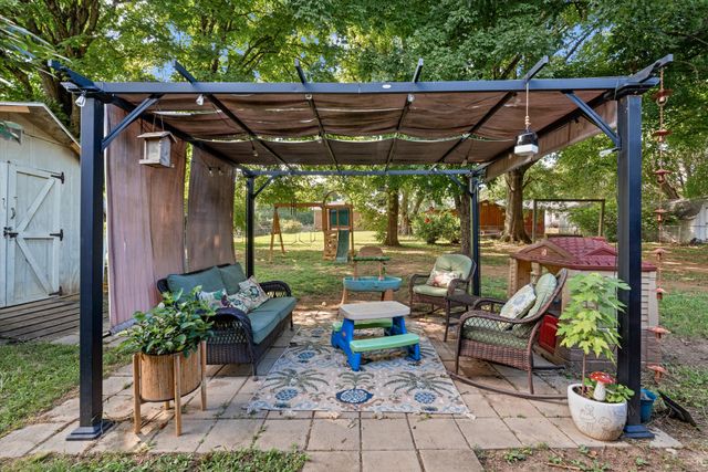 710 Meade Dr, Spring Hill, TN 37174
