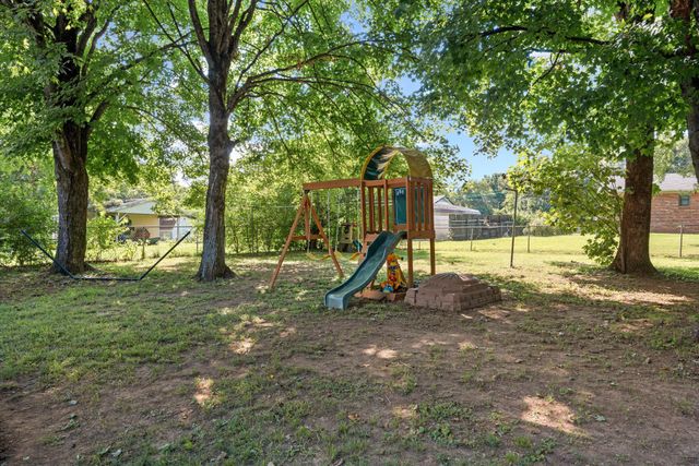 710 Meade Dr, Spring Hill, TN 37174