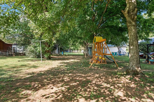 710 Meade Dr, Spring Hill, TN 37174