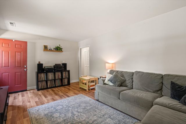 710 Meade Dr, Spring Hill, TN 37174