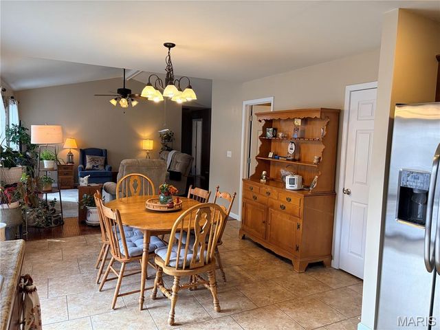 316 Holtgrewe Farms Loop, Washington, MO 63090