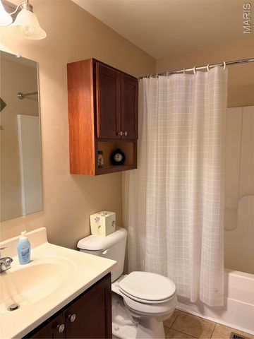 316 Holtgrewe Farms Loop, Washington, MO 63090