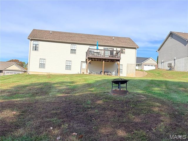 316 Holtgrewe Farms Loop, Washington, MO 63090