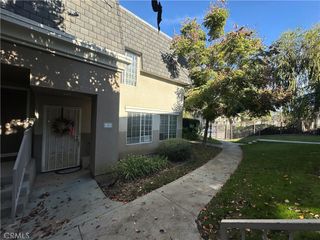 6561 Vanalden Ave 5, Reseda, CA 91335