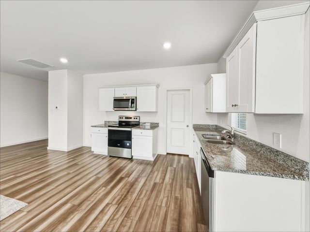 1713 Escondido Drive, Fort Worth, TX 76052