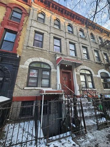 5411 4th Avenue, Brooklyn, NY 11220