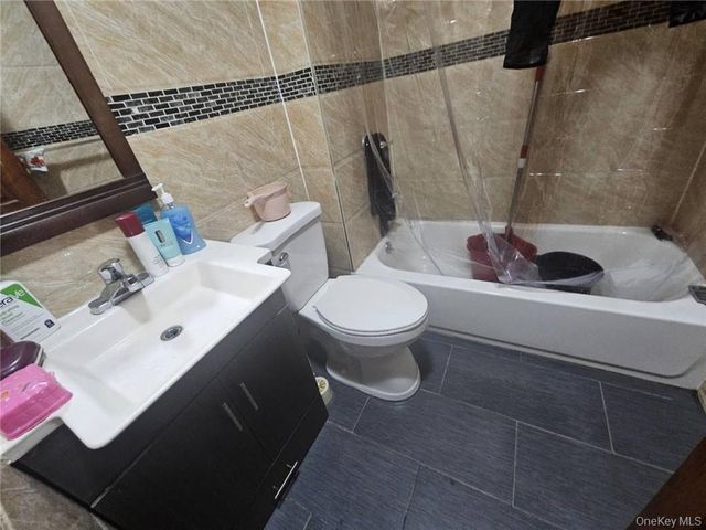 5411 4th Avenue, Brooklyn, NY 11220