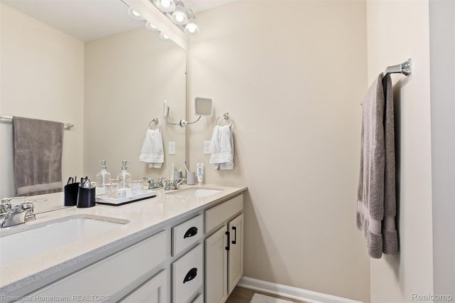 230 Sydney Court S, Plymouth, MI 48170