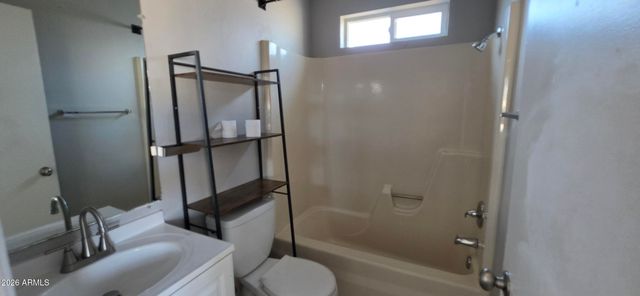 18209 N 7TH Drive, Phoenix, AZ 85023
