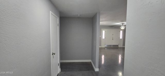 18209 N 7TH Drive, Phoenix, AZ 85023