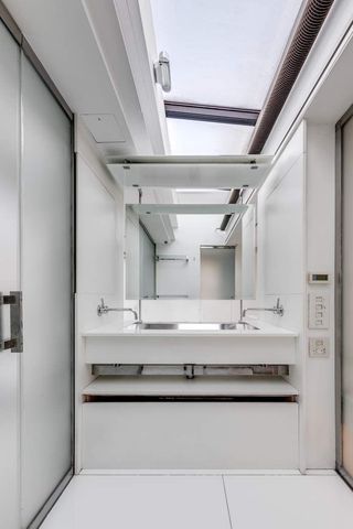 23 Beekman Place, New York City, NY 10022