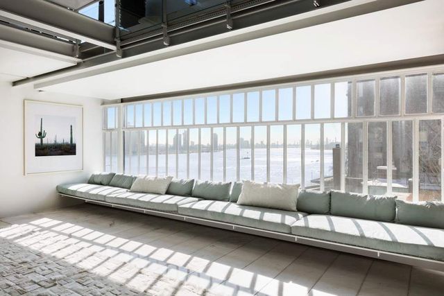 23 Beekman Place, New York City, NY 10022